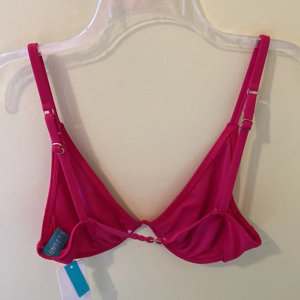 NWT Bikini top - Picture 4 of 4